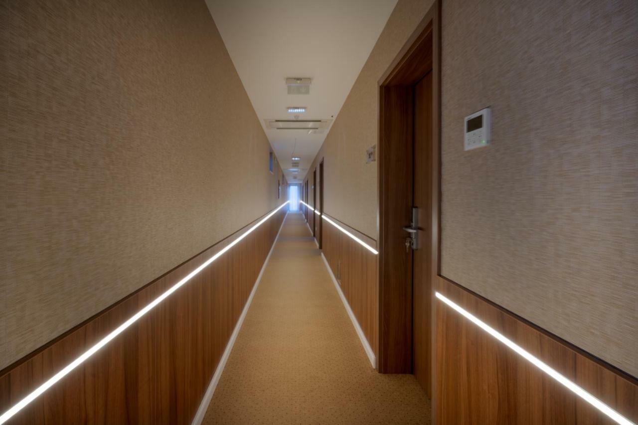 Doresz Wellness Panzio Bed & Breakfast Ujhartyan ภายนอก รูปภาพ