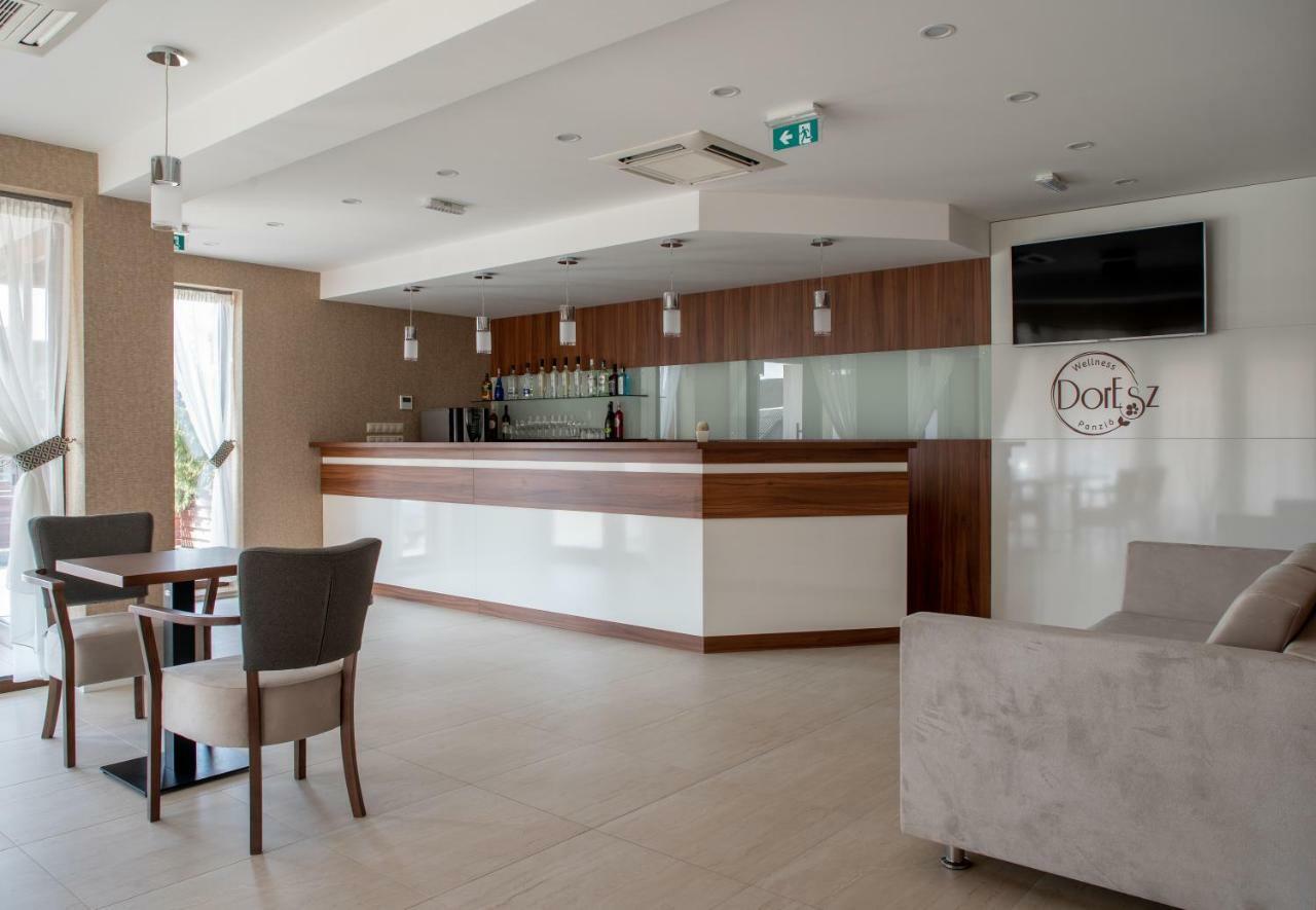 Doresz Wellness Panzio Bed & Breakfast Ujhartyan ภายนอก รูปภาพ