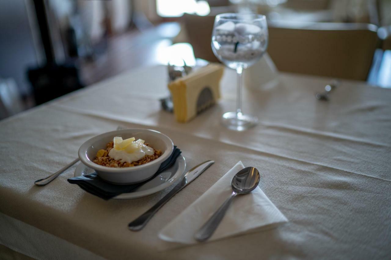 Doresz Wellness Panzio Bed & Breakfast Ujhartyan ภายนอก รูปภาพ