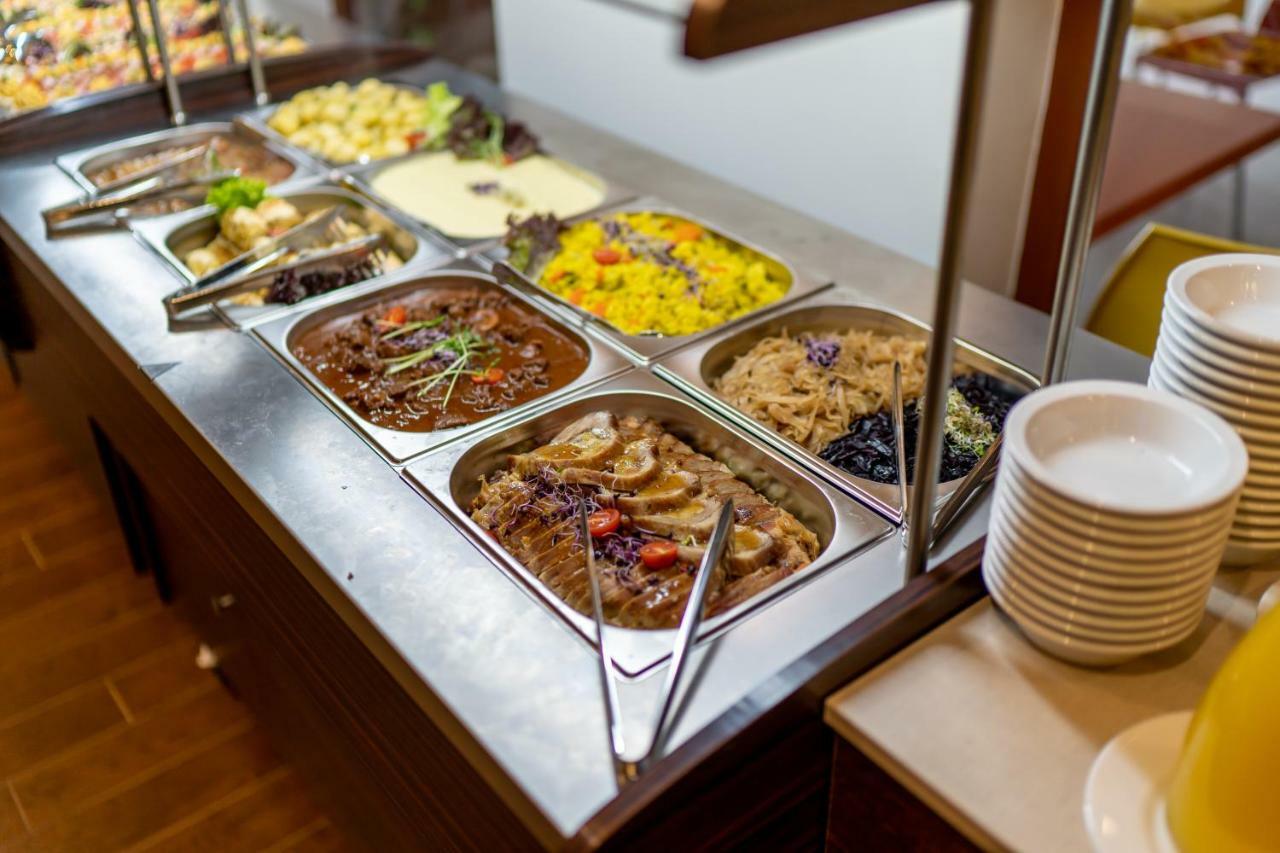 Doresz Wellness Panzio Bed & Breakfast Ujhartyan ภายนอก รูปภาพ